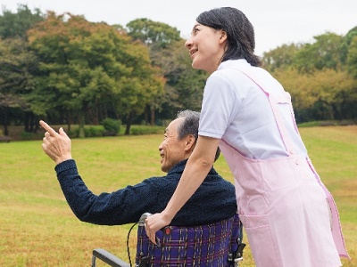 看護師・介護福祉士・看護助手