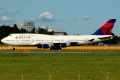 dl-b747-451-n662us.gif